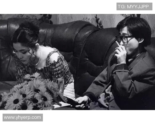 霍伊伦的传奇人生与艺术成就探秘：从创作到影响力的全景回顾